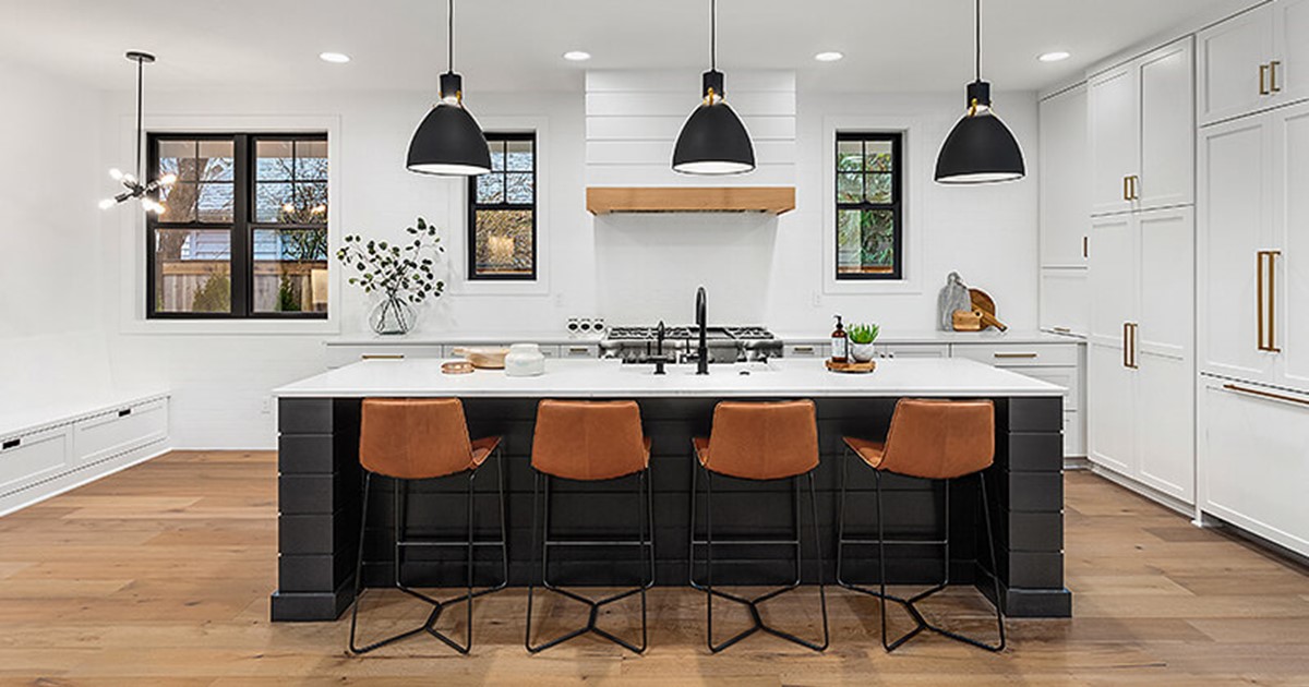 Kitchen island bench with wood floors