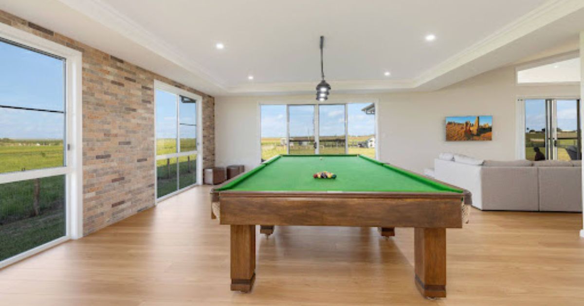 Games room living room with pool table